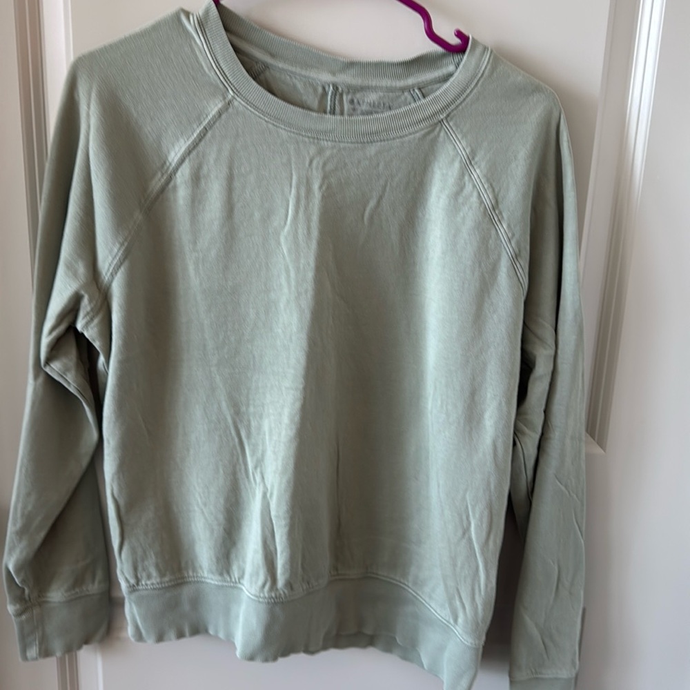 Athleta Sun-washed lightweight crew sweatshirt | Size Small